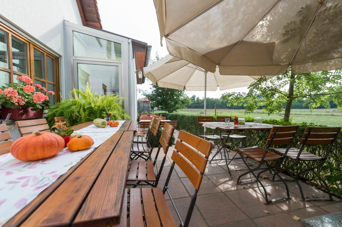 Hofmann'S Apartements & Ferienwohnungen Oberdachstetten Esterno foto